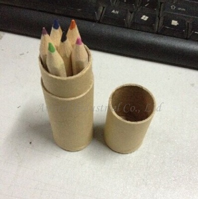 12色彩色鉛筆